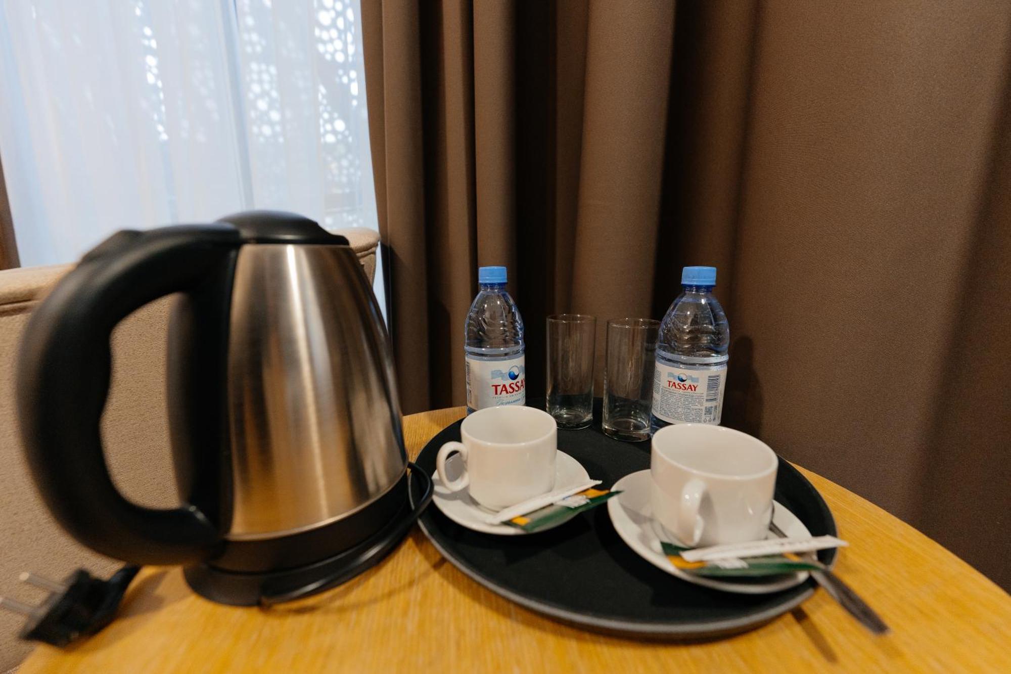 Alau Hotel Astana Exterior photo